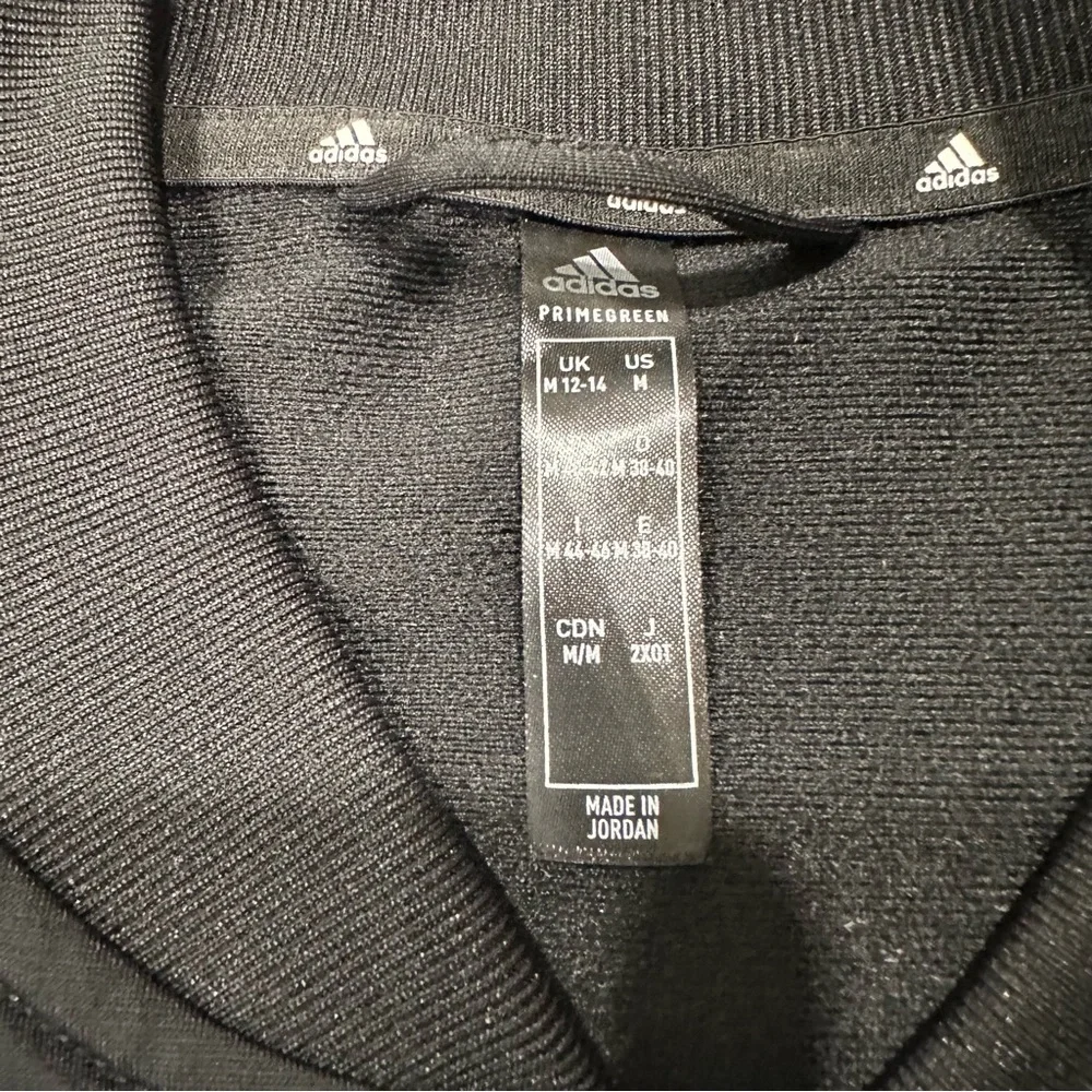 adidas two black